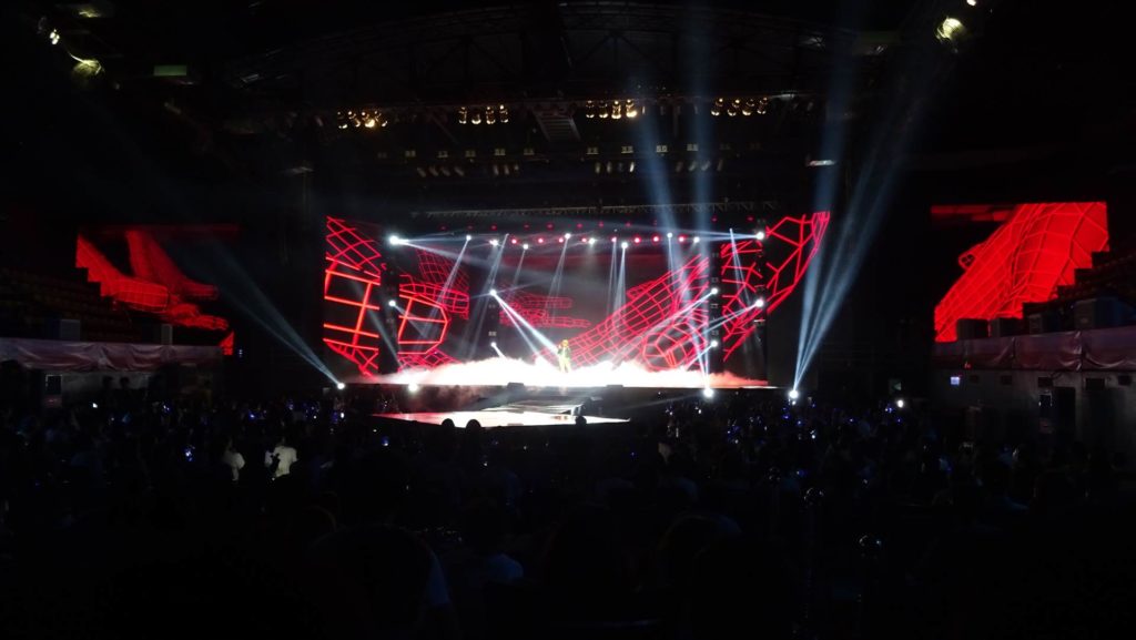 MÀN HÌNH LED + HOLOGRAM - STARDOM CONCERT VŨ CÁT TƯỜNG