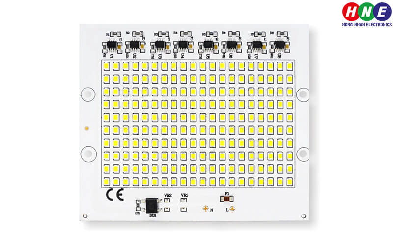 Tùy theo sản phẩm mà nhà sản xuất sẽ sử dụng loại Chip LED SMD phù hợp.